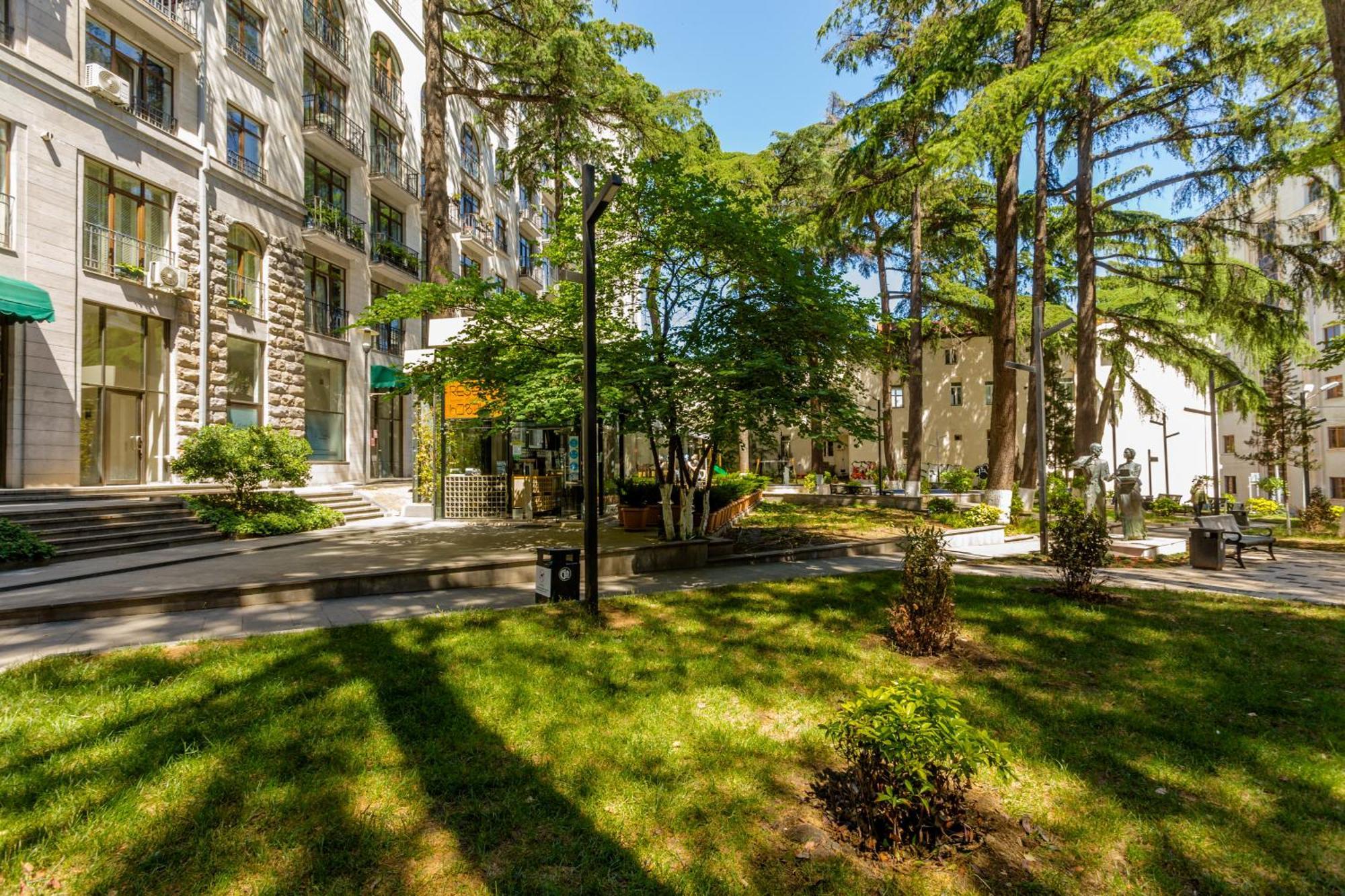 New! - Downtown Apartment Tiflis Exterior foto